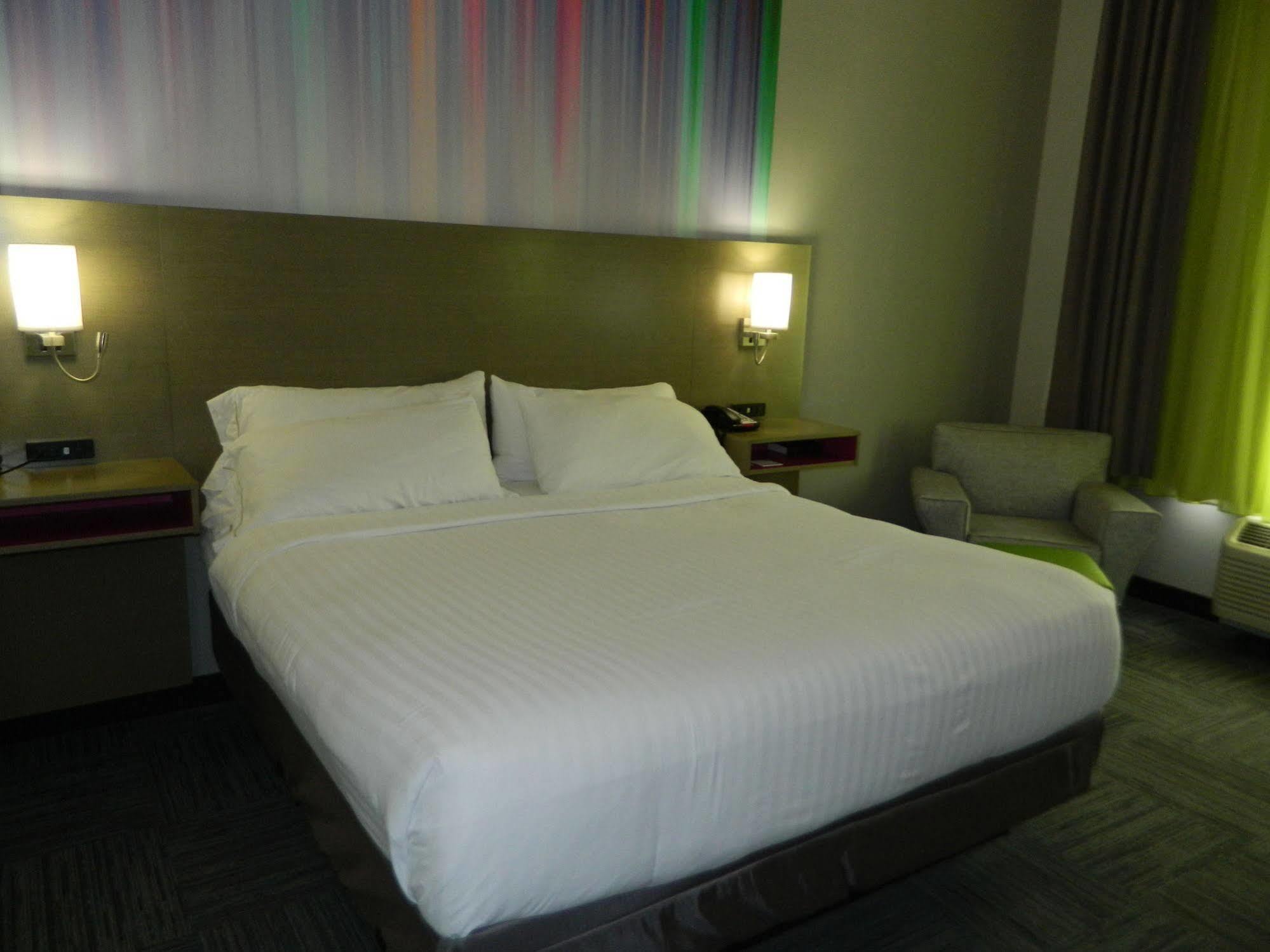 Holiday Inn Express & Suites Shippensburg By Ihg Extérieur photo
